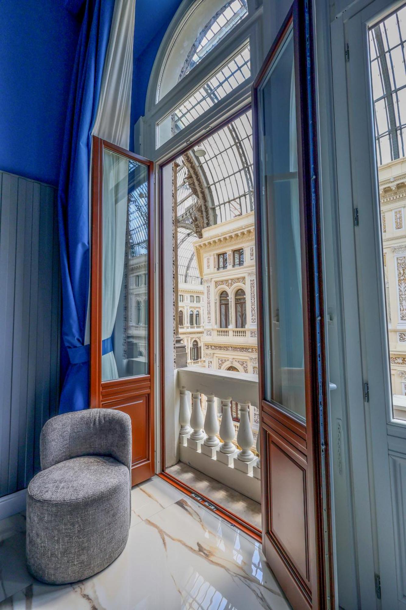 Maison San Carlo Luxury Suites Napels Buitenkant foto