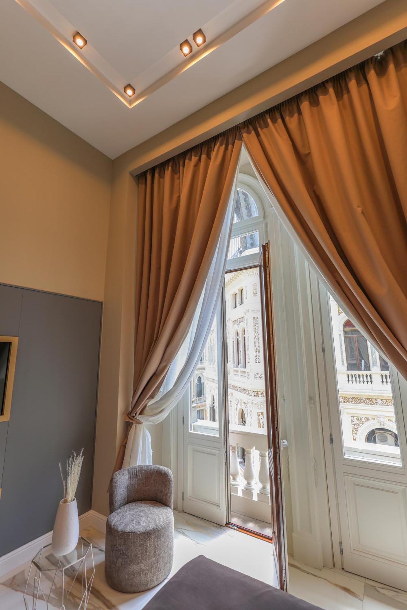 Maison San Carlo Luxury Suites Napels Buitenkant foto
